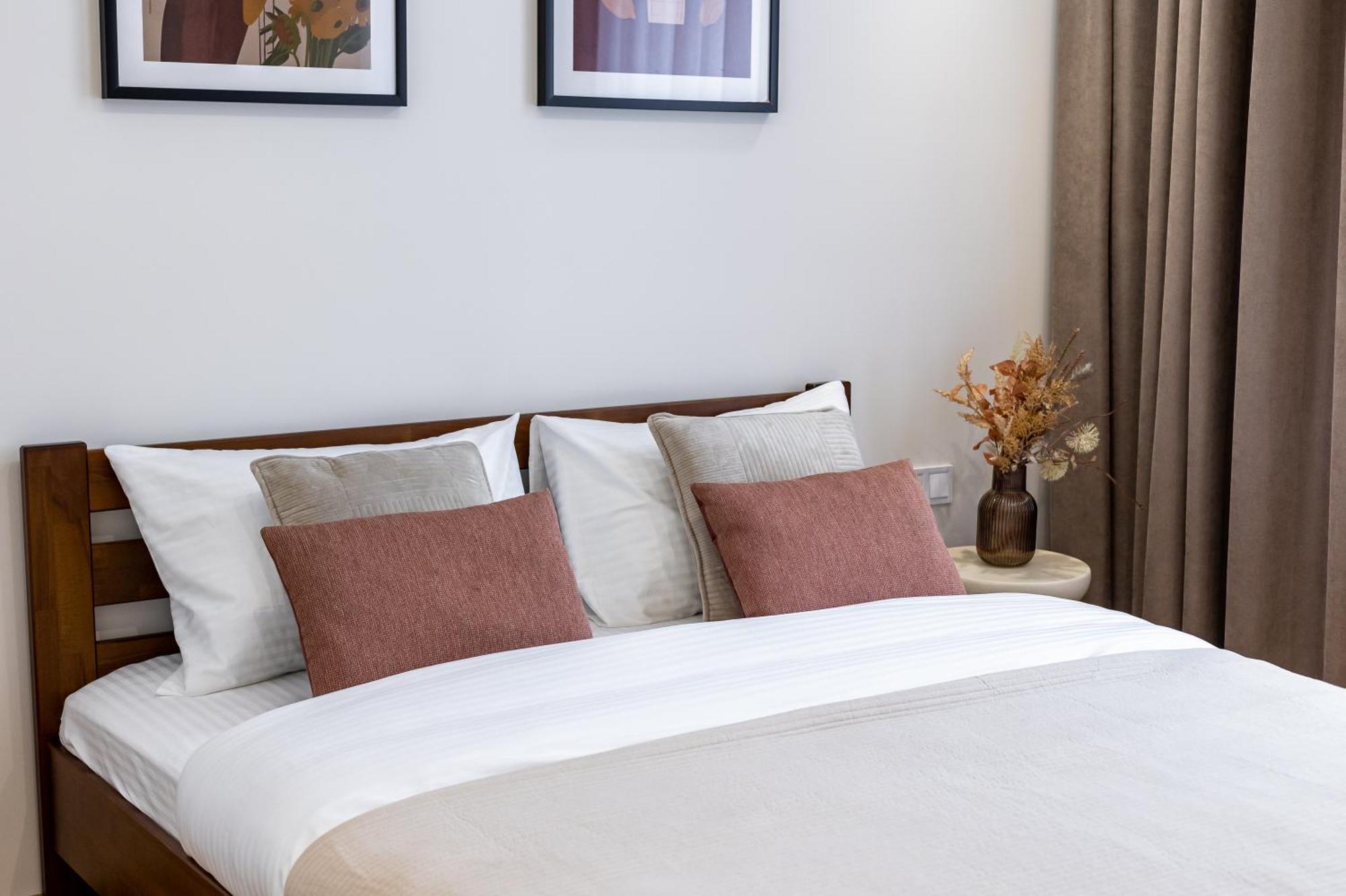 Doroshenka Premium Apartments Lviv Ngoại thất bức ảnh