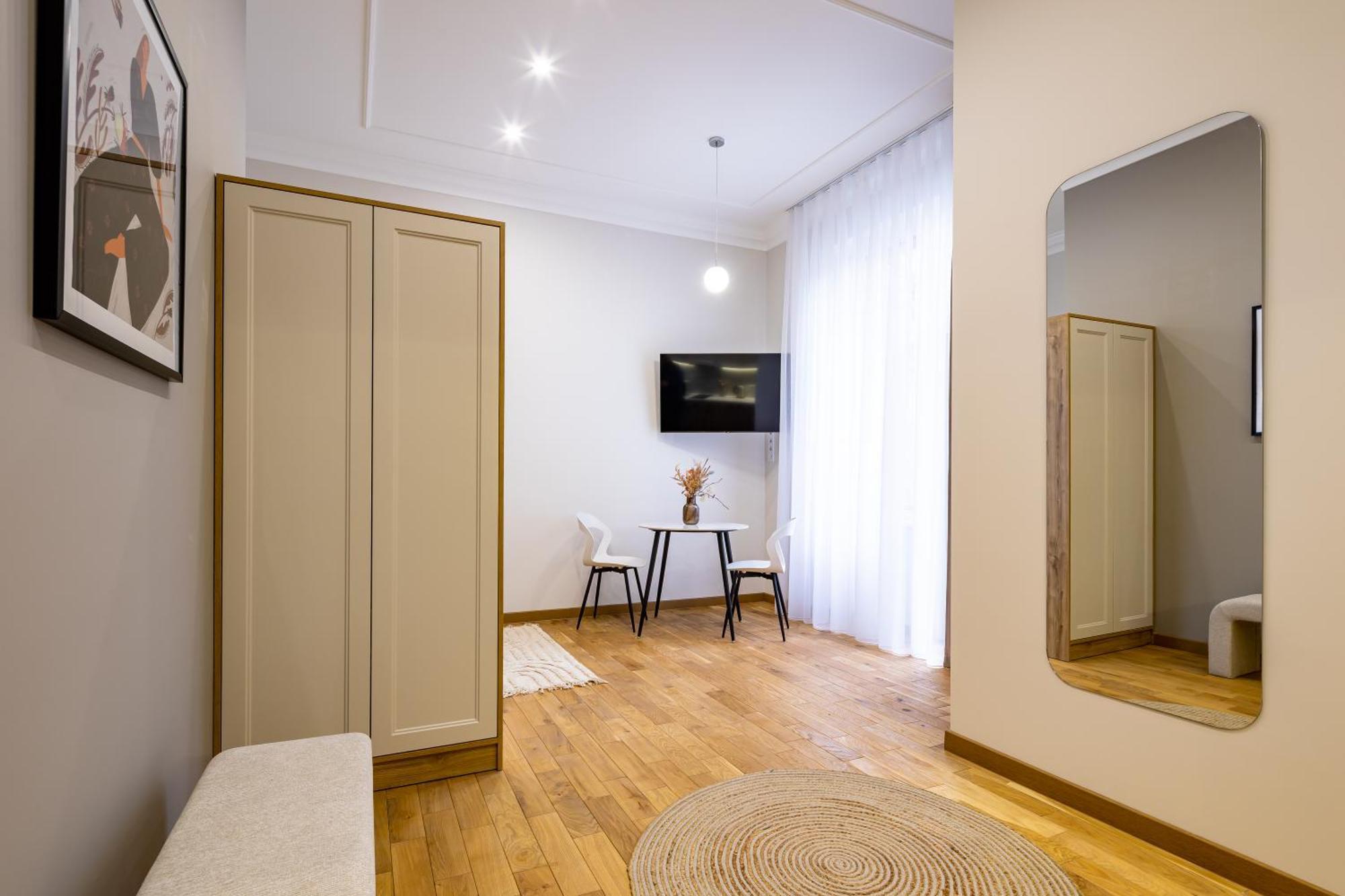 Doroshenka Premium Apartments Lviv Ngoại thất bức ảnh