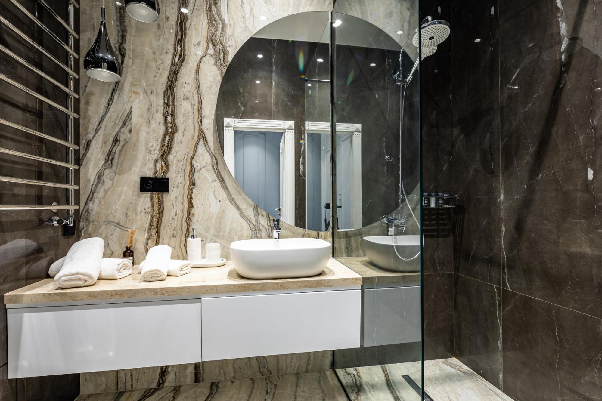 Doroshenka Premium Apartments Lviv Ngoại thất bức ảnh