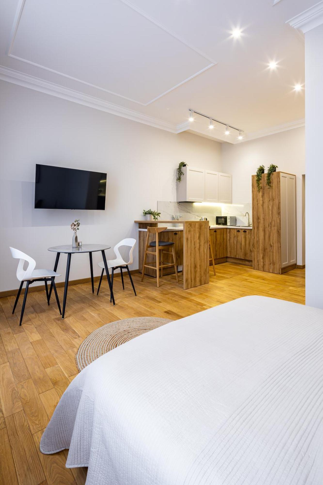 Doroshenka Premium Apartments Lviv Ngoại thất bức ảnh