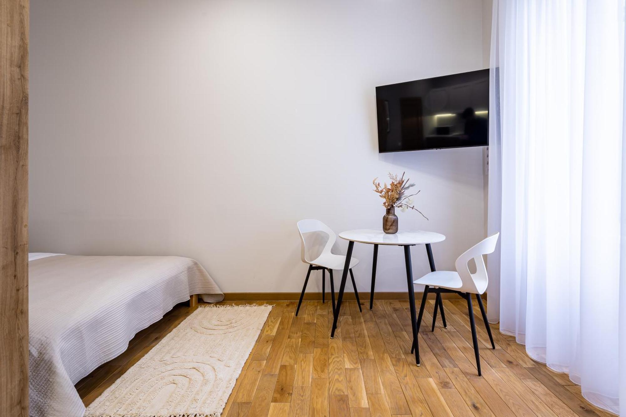 Doroshenka Premium Apartments Lviv Ngoại thất bức ảnh
