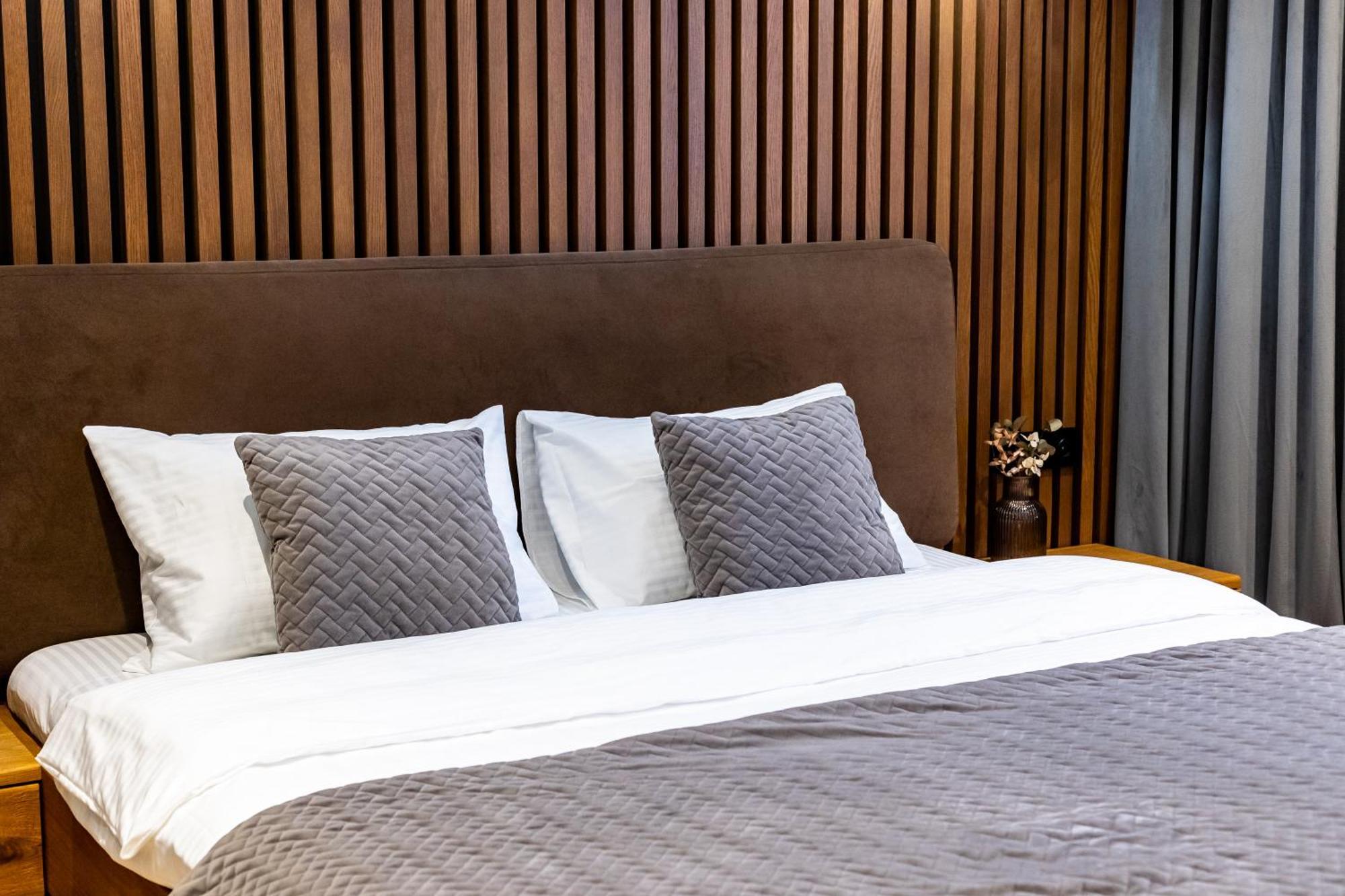 Doroshenka Premium Apartments Lviv Ngoại thất bức ảnh